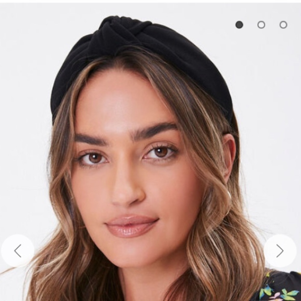 H&M Knotted Black “Velvet” Headband